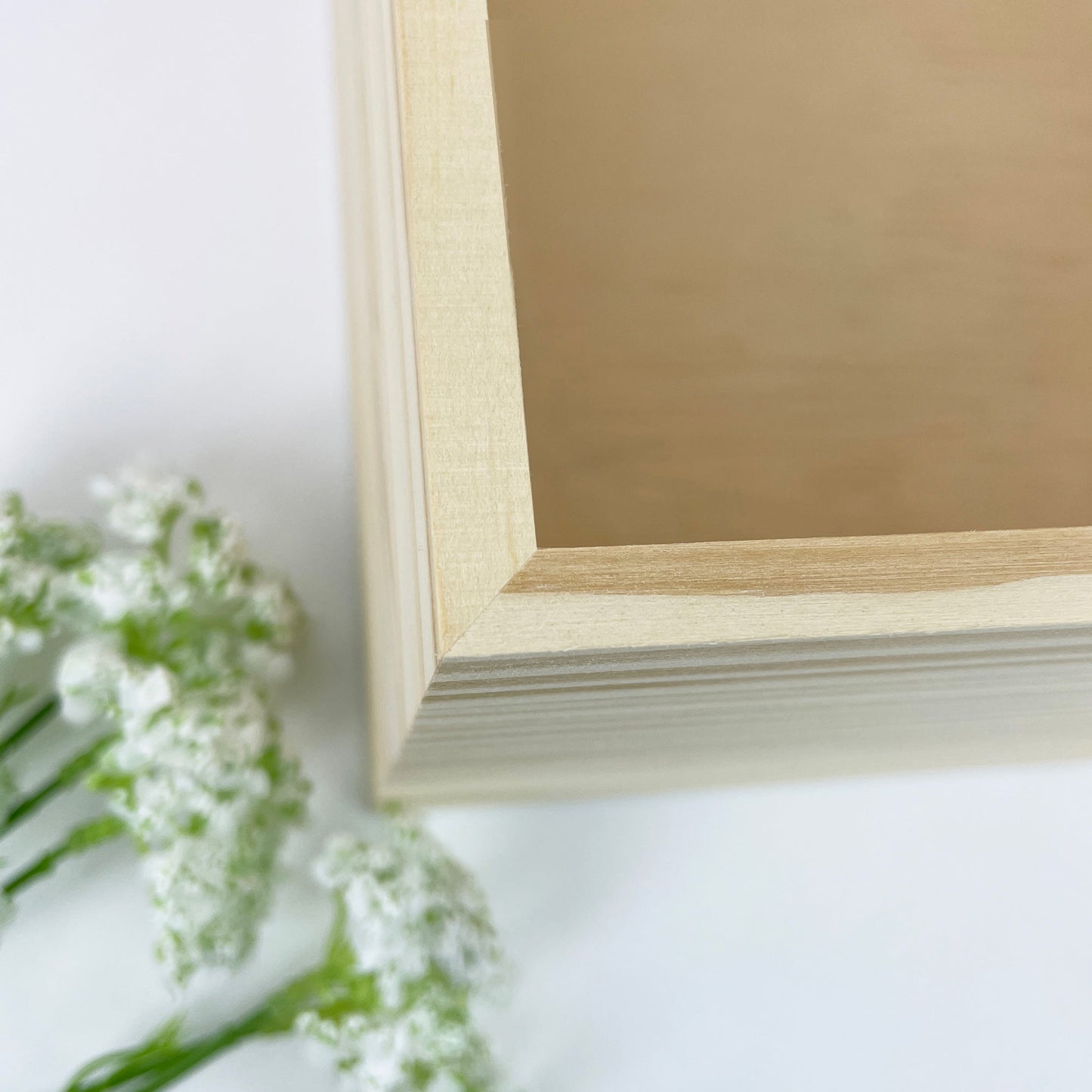 Personalised Pine Wooden Wreath Keepsake Memory Box - 4 Sizes
