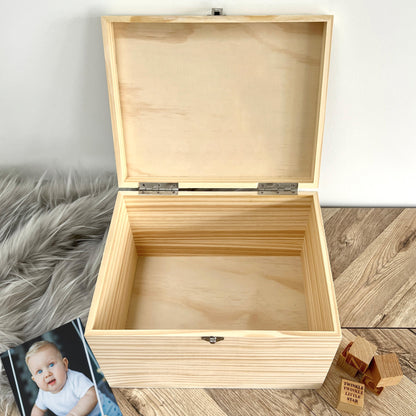 Personalised Jungle Animals New Baby Keepsake Box - 5 Sizes (16cm | 20cm | 26cm | 30cm | 36cm)